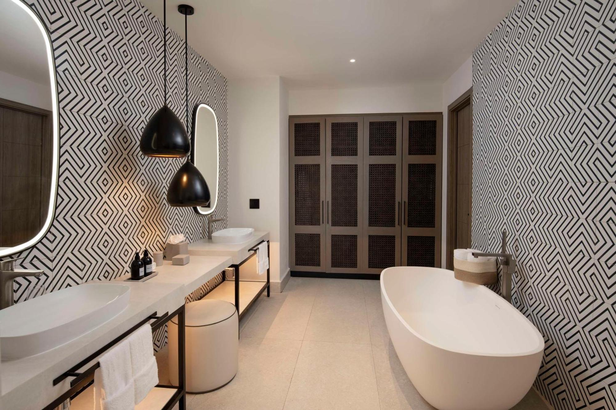 Zemi Miches Punta Cana All-Inclusive Resort, Curio By Hilton Экстерьер фото